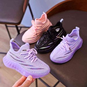 Kids Fashion Shoes coreanos com LED 2021 Novas listras de primavera sapatos de bebê roxo preto rosa iluminação infantil menino tênis E02272 G220517