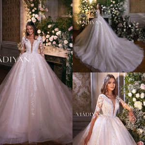 Gorgeous 2022 Ball Gown Wedding Dresses Bridal Gowns Lace Appliqued Deep V Neck Long Sleeve Chapel Train Vestido de Noiva
