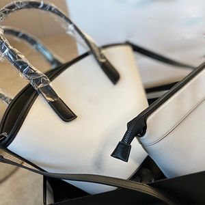 Luxurys Designers Large capacity Tote Bags 2022 new fashion handbags portable women's bag color contras foreign style shoulder armpit bag