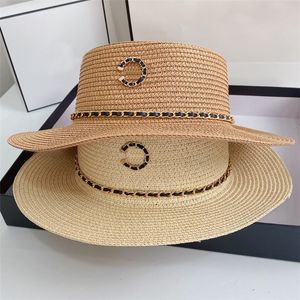 Sommer Damen Designer Strohhut Modedesigner Sonnenhut für Frau Mann Marke Kette flache Eimer Hüte Casquette Grass Braid Sonnenhut 2 Farben