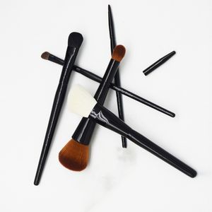 Pincéis de maquiagem clássica marrom 5pcs/conjunto tamanho portátil gabinete de cabra de cabra natural macio kit de pincel kit bb q240507