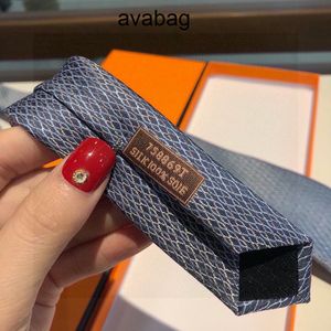 Erkekler kravat tasarım erkek bağları moda boyun kravat mektubu baskılı lüks tasarımcılar iş cravate neckwear corbata cravattino lhec ki4q