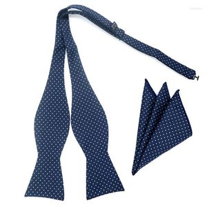 Bow Ties Design Self Tie Hanky ​​Set Blue W/ White Polka Dot Jedwabny Jacquard Mężczyźni Bowtie Pocket Square Suit Wedding Party Forb22