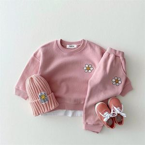 2pcs / set baby kläder höst toddler tjejer outfits spädbarn pojke tecknad pyjamas barn fritid bär bomull långärmad uppsättningar 220326