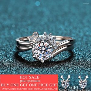 Küme Yüzükleri Sterling Gümüş Lingering Aşk Nişan Moissanite Set Parlak Kesim 0.8 ct Elmas Testi Geçti D Bud Taş Ringcluster