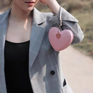 Cüzdan 2022 Bayanlar Sikke Çanta Pembe Kız Kalp Şeklinde Debriyaj Çanta Sevimli Kadınlar