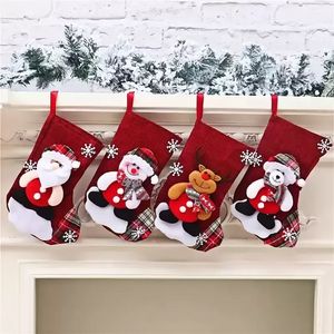 Stock Weihnachten Cartoon Strumpf Weihnachtsmann Schneemann Elch Weihnachten Socken Süßigkeiten Geschenk Socken Tasche Festival Hängende Dekor Requisiten Party Supplies C0728