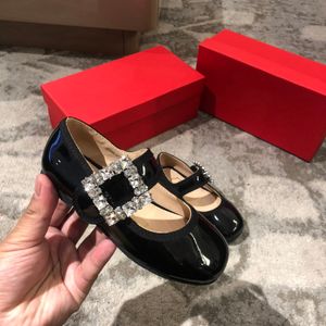 Scarpe da principessa per ragazze 2022 Fashion Mary Jane Dress Scarpe per bambini Baby Kids Flats Glitter strass Bling Scarpe di marca in pelle