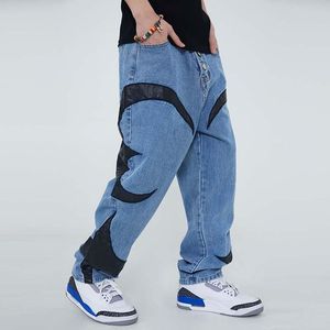 Männer Jeans Pu Leder Stickerei Patchwork Ausgefranste Lose Mens Harajuku Retro Zerrissene Farbe Block Gerade Casual Denim HosenMen's