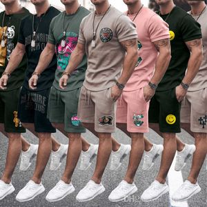 남성 스포츠 트랙 핏 디자이너 짧은 슬리브 인쇄 캐주얼 티셔츠 정장 풀오버 조깅 조깅 바지 플러스 크기 스포츠웨어 여름
