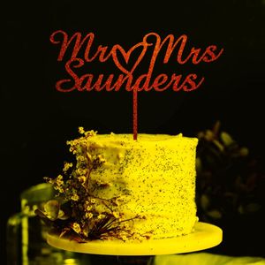 Weitere festliche Partyartikel: MrMrs mit Herz, personalisierter Hochzeitstortenaufsatz, individueller Nachnamenaufsatz für Acryl-Jubiläumsaufsatz