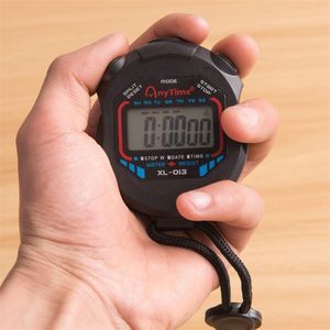 Profissional Handheld LCD Chronograph Sports Stopwatch Timer Timers Classic Digital Stop Watch With String 220618