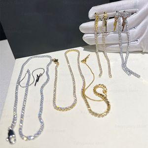 Klassisk halsband örhängen mode eleganta tofsar halsband för kvinna smycken kristall pendlar högkvalitativa guld silver förlovnings parti årsdag gåva