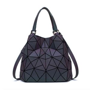 Luminous Tote Bag Hologograficzne odblaskowe worki geometryczne dla kobiet pikowane torby na ramię żeńskie torebki bolsa feminina 220711