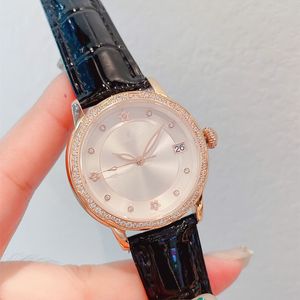 Fashion Damskie zegarek 35 mm 316 Stal nierdzewna opaska skórzana ruch mechaniczny Sapphire Crystal Mirror Anti-Scratch Waterproof Diamond Designer Watches 2022