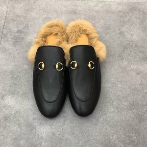 Moda uomo donna scarpe casual designer di lusso in metallo fibbia in pelle peluche pantofole amanti 'Party indoor scarpe sportive di alta qualità con dimensioni della scatola 35-46