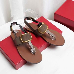 Designer sandali di lusso mandrino flip tallone flip slifori vere cursori in pelle beach sandalo gladiatore causale per donne con scatola