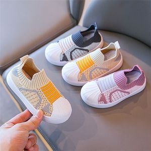 Sepatu Kasual Anakanak Sneakers Lakilaki Perempuan Fashion Musim Panas Gugur Antilicin Sol Lembut Bayi Antilembap 220611