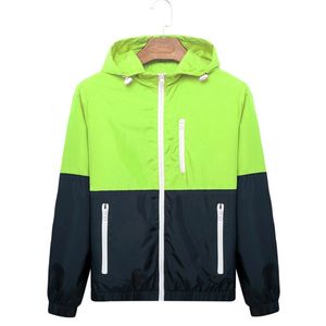 Fashion High Quality Sports Coats Men Causal Hooded Jacket Men Thin Windbreaker Zipper Coat Outwear 201128