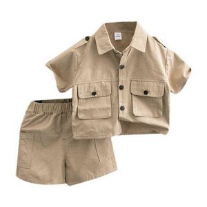 Roupas para meninos conjuntos de verão Gentleman Tida Camisa de manga curta + shorts 2pcs Roupas infantis Roupas infantis para roupas de 2 a 10 anos G220509
