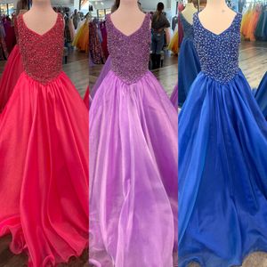 Lilac Girl Pageant Dress 2022 Ballgown Beading Crystals Organza V-Neck Little Kid Födelsedag Formell Party Gown Toddler Tonåringar Preteen V Back Fuchsia Blue