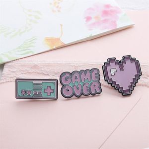 Pins Brooches Pink Pixel Heart Game Machine Over Enamel Pins Fashion Denim Jackets Backpack Pin Button Brooch For Women Men Jew254V