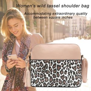 Kvällspåsar Kvinnor Snakeskin Leopard Splicing Ladies Purse Retro Kvinnliga Tassels Axel Messenger Bag Pu Leather Shell Crossbody