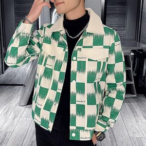 Jackets masculinos Versão da primavera Lapel Lattice Splicing Jacket Motorcycle Korean Slim Green British Trend Casual Jacketness's