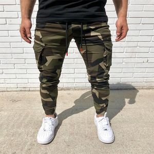Camo Cargo Pants Mężczyznowe kieszenie na dresowe spodnie do joggingu Mężczyźni Slim Spits Fitness Fashion Sportswear Homme Streetwear 220704