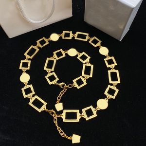 Pendant Necklaces For Mens Bracelet Luxury Designer Jewerlry Women Bangle Chains Necklace Set Wedding Party Accessories 22061405R