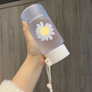 Wholesale free tea cups for sale - Group buy 500ml Small Daisy Transparent Plastic Water Bottles BPA Free Creative Frosted Water Bottle With Portable Rope Travel Tea Cup PAA12984