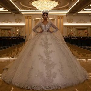 Luxury Arabic Dubai Ball Gown Wedding Dresses Long Sleeves Glitter Crystals Sequins Beaded Bridal Gowns V-Neck Appliqued Gorgeous Bride Dress Custom Made 2022 Robe