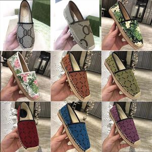 Designer s nieuwe platte bodem casual schoenen voor vrouwen in de vroege lente comfortabele en eenvoudige loafers Factory outlet maat