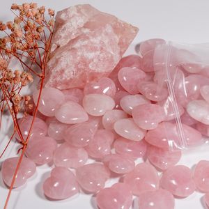 Naturalne Różowe Kryształowe Kamienne Ozdoby Rzeźbione 25 * 10mm Heart Chakra Reiki Healing Kwarcowy Biżuteria Dokonywanie Wystrój Domu