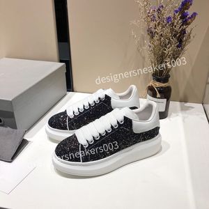 2022 Designer Buty Casual Men Treakers Treaker