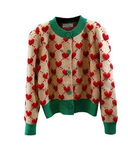Luksusowe swetry kobiety pasujące do kolorowego kardigan designerskie koszula truskawkowe swetry drukowane szwy dzianin mały słodki wiatr lśniący kryształowe kardigany płaszcza