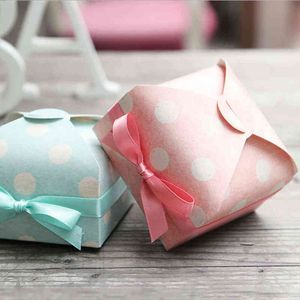 Square Pink Dot Gift Candy Cadeau voor feest Baby shower Paper Chocolate Boxes Pakket/bruiloftsadvocaat dozen Candy J220714