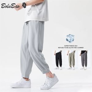 BOLUBAO Summer Men Casual Pants Ice Silk Thin Solid Color Cropped Pants Fashion Hip Hop Street Sweatpants Male Loose Trousers 220509
