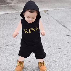 Kids Designer Roupas Meninos Roupas Crianças Carta King Capuz Tops + Shorts 2pcs / Set 2019 Verão Moda Baby Roupas Conjuntos