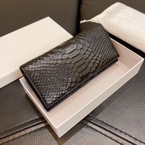 Flaps Carteiras Pretas Saco de Crocodilo Alligator Letra Letra Senhora Moda de Alta Qualidade Plain Embreagem Moeda Bolsa Bolsa Mulheres Popular Interior Zíper Bolso Designer famoso