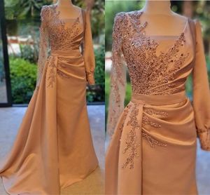 Modest Long Sleeve Mother of Bride Groom Dresses Sheer Jewel Neck Appliqued Sequined Satin Long Mother Evening Formal Occasion Gowns