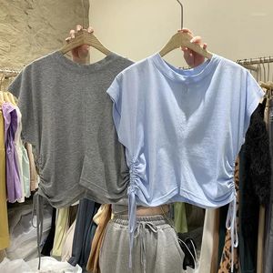 女性のTシャツソリッドコットンTシャツブランドニッチデザインサイドシーリングノースリーブクロップトップ2022Koreanカジュアル女性Oネックプラスサイズ夏