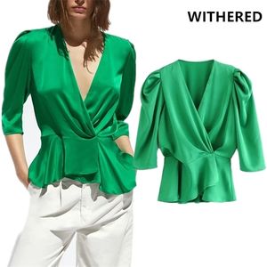 Withered England Style Solid Shine Satin Vneck Blusas Mujer de Moda Kimono Short Shirt Women Womens Tshirt Tops Plus Size T200110