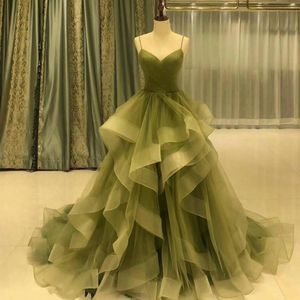 Zeytin Yeşil Ruffles Balo Elbiseleri 2022 Seksi Gece Elbise Spagetti Neck Kadınlar Zarif Mezuniyet Partisi Eve Dönüş Elbise