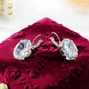 Orecchini a cerchio Huggie con grandi pietre Donna coreano Grande cristallo per le donne Accessori per gioielli da sposa per feste Regali Ragazze KBE154Hoop