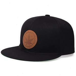 Berretto da baseball da uomo in pelle tinta unita in foglia d'acero con visiera piatta Hip Hop Parasole da esterno regolabile Snapback Cappello da donna