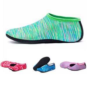 Sapatos descalços de verão Sapatos de água Mulher Wading Aqua Non Slip Sneakers Satiz Swimming Diving Beach Slippers Y220518