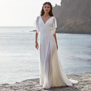 Elegant Boho Beach Bröllopsklänning Kortärmad V-Neck Open Back Long Bohemian Bridal Gowns 2022 En Line Bride Bröllopsklänningar Robes de Marie