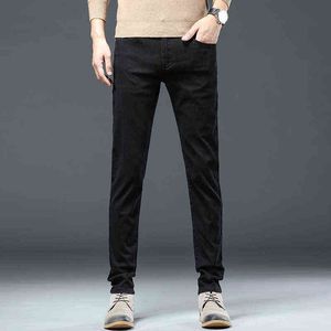 Designer mens de outono coreano e inverno jeans brancos adolescentes personalidade moda elástica slim fit small straight tubo