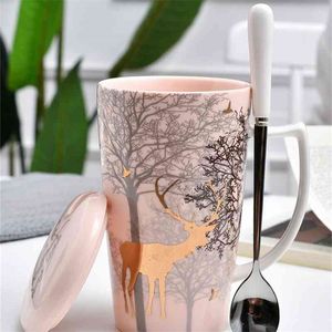 Xinchen caneca de veado de natal inseado menina rosa coração xícara de cerâmica nórdica casal de água xícara de café com colher de tampa 210409